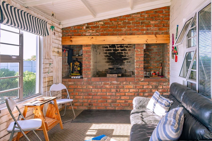 2 Bedroom Property for Sale in Kleinbaai Western Cape